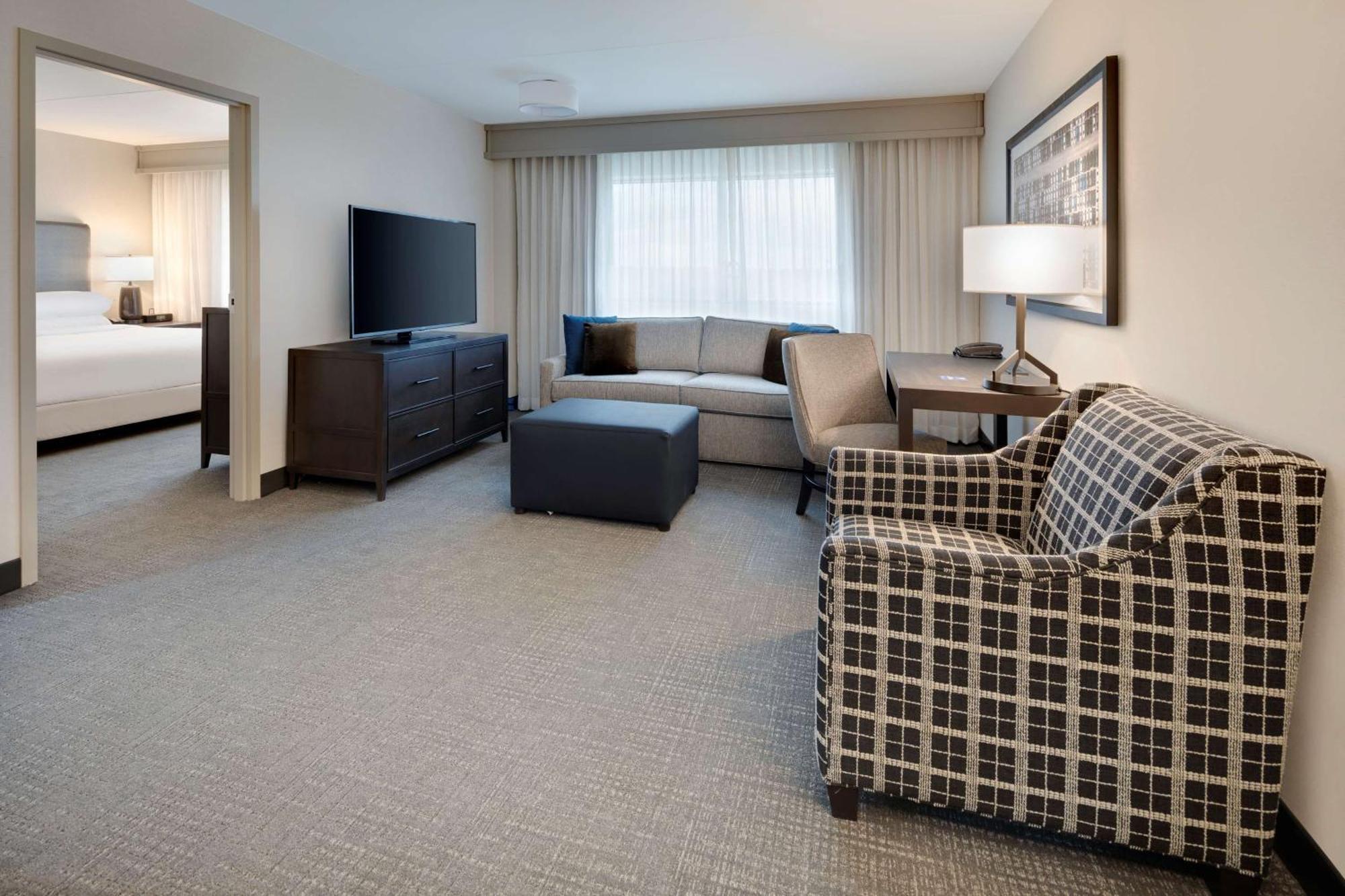 Embassy Suites By Hilton Detroit Troy Auburn Hills Екстериор снимка