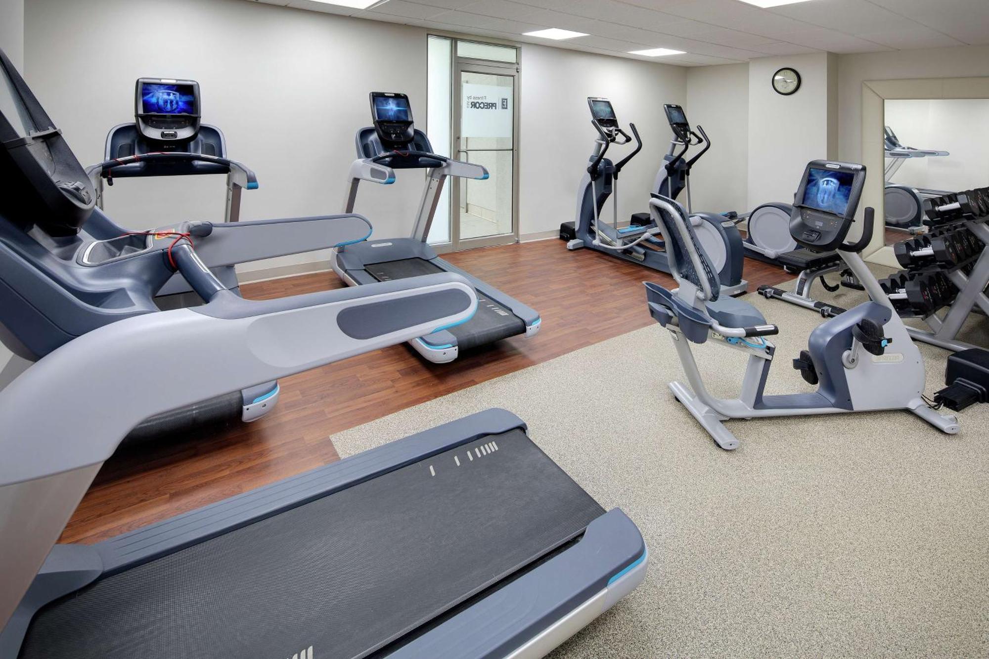 Embassy Suites By Hilton Detroit Troy Auburn Hills Екстериор снимка